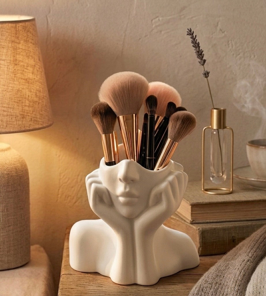 Face Vase Holder